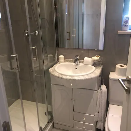 Excelente Com 3 Quartos Na Quinta Do Villa *